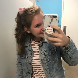 Meet your Posher, Casee